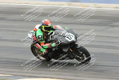 media/Nov-15-2025-Race Pace (Sat) [[8de605a2d8]]/Verified Riders/Bowl (1020am)/